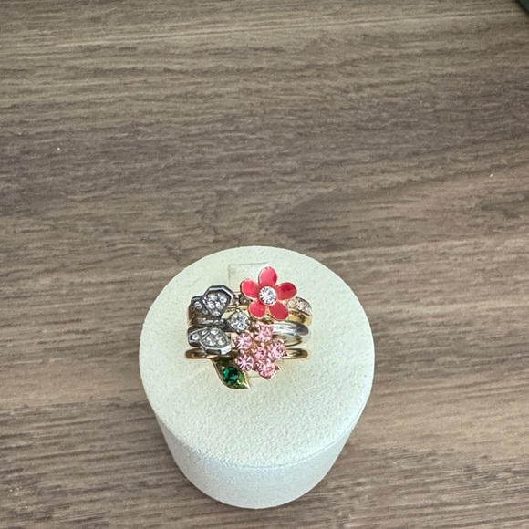 Juicy Couture Jewelry - Juicy Couture Floral Butterfly Stacked Ring Set